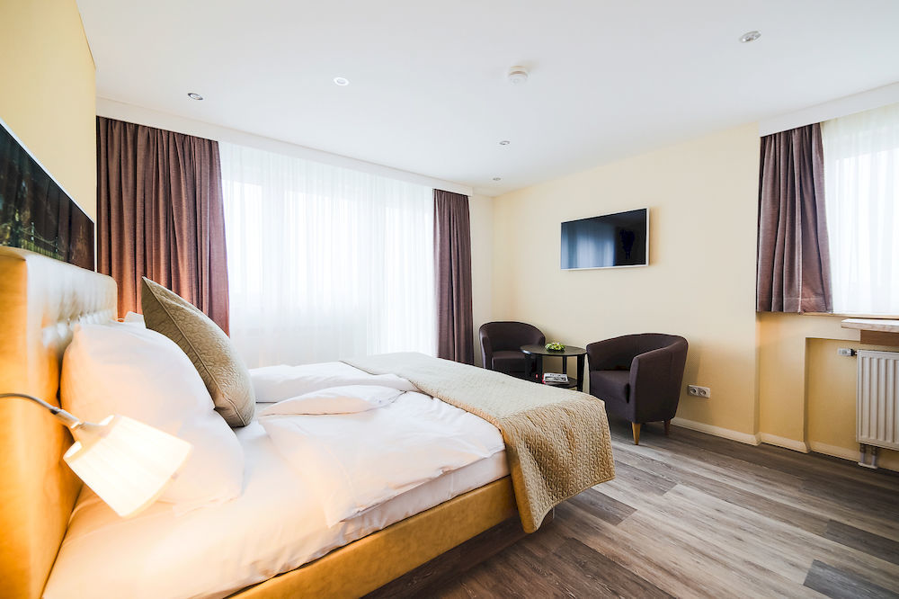 Hotel Filderhof Лайнфельден-Эхтердинген Экстерьер фото